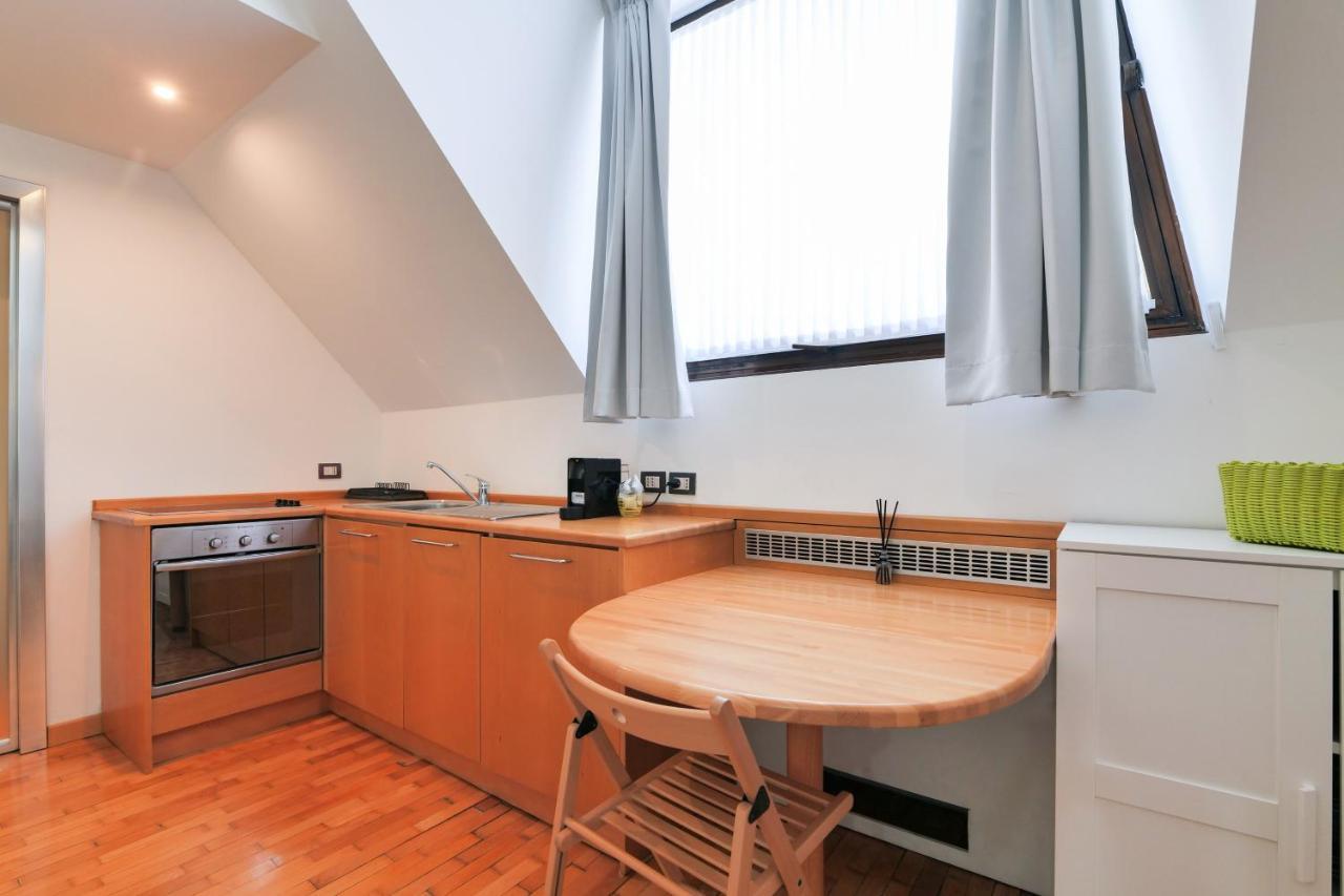 Duomo Luxury Apartment VIII ميلان المظهر الخارجي الصورة