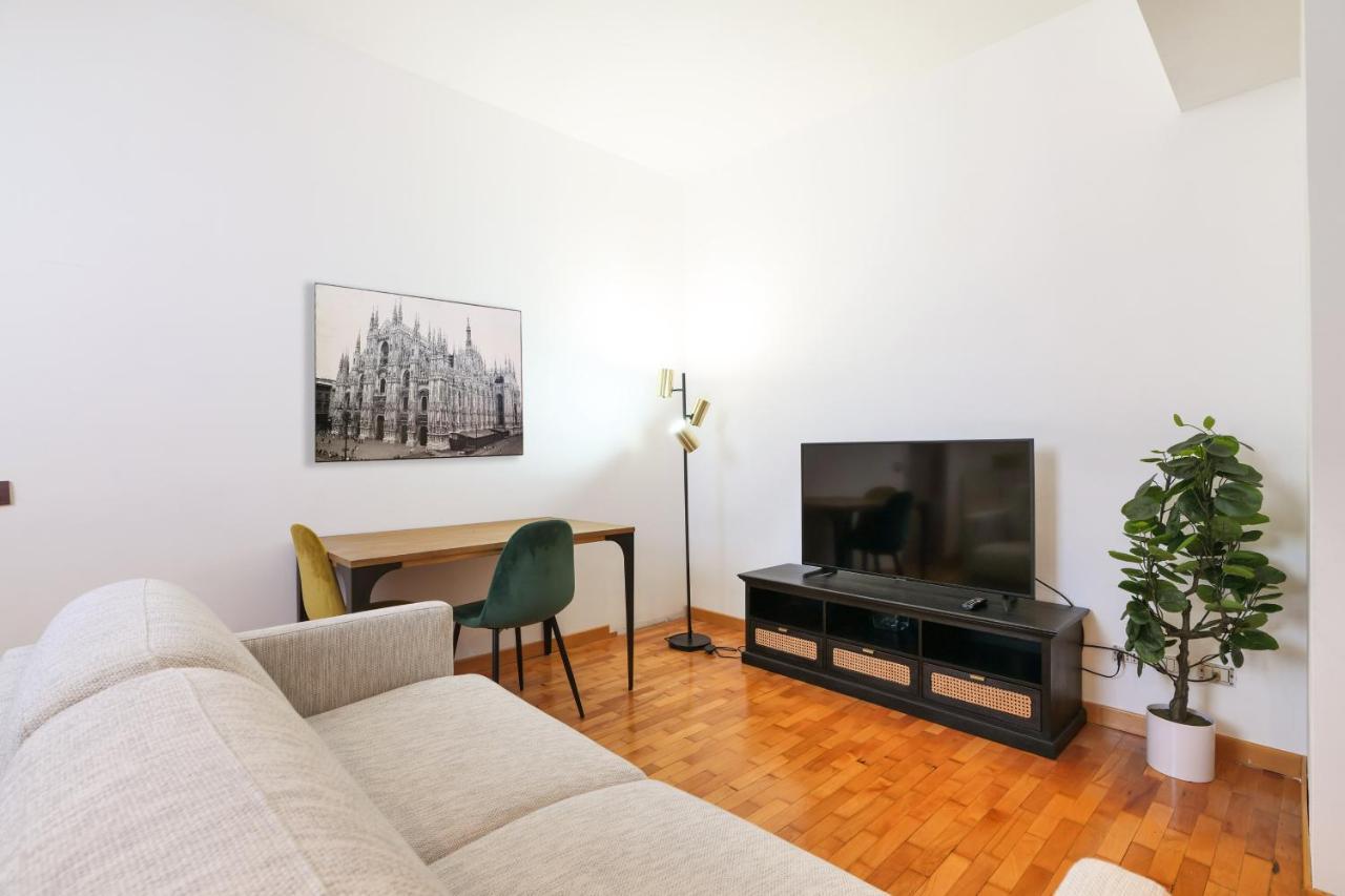 Duomo Luxury Apartment VIII ميلان المظهر الخارجي الصورة
